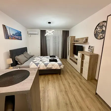 Royal 1 아파트 패레신